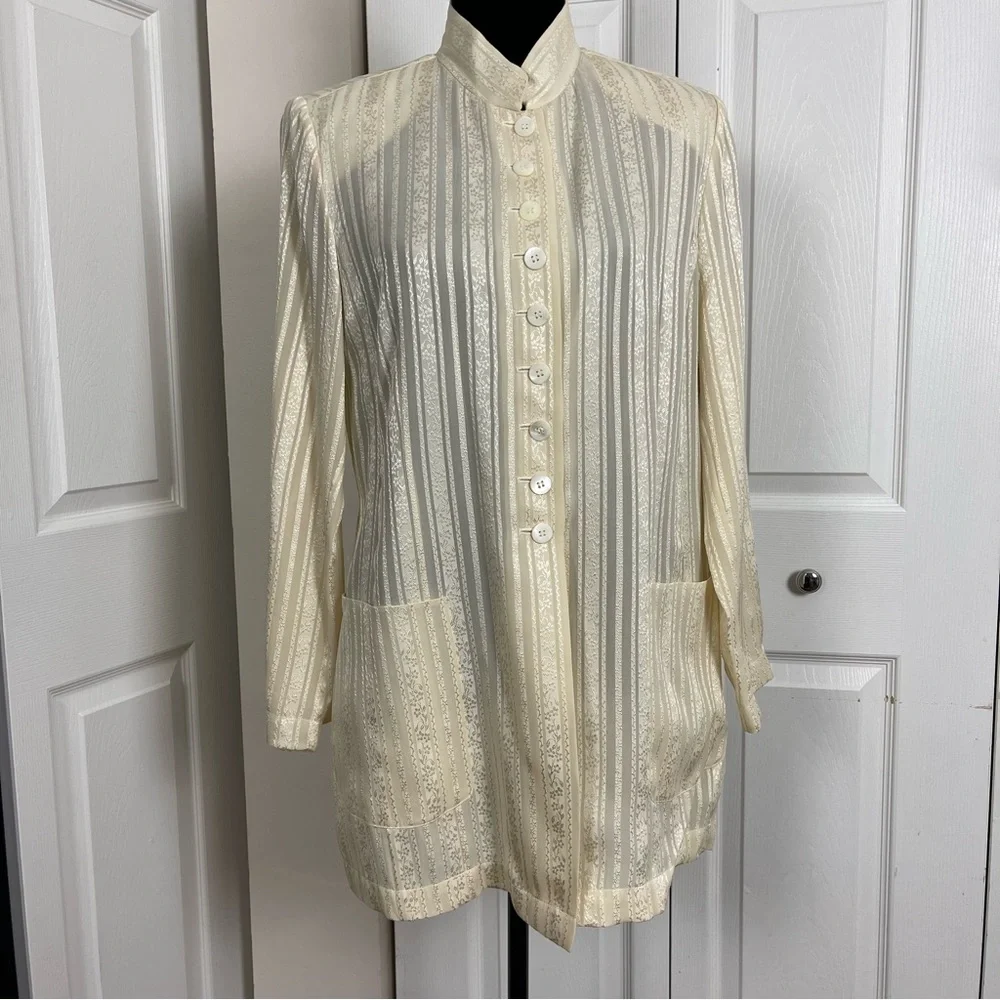 NWT ESCADA Mondi 100% Silk Crean Long Button Front Striped Light Jacket Sz 40/M
